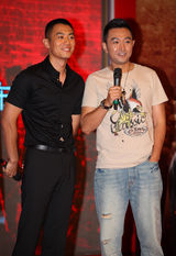 组图：《铁血兄弟》将登央八 巩汉林父子齐上阵