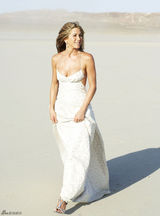 高清组图：詹妮弗-安妮斯顿真空装沙漠拍写真