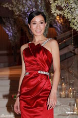 组图：梁靖琪黄敏豪婚宴众星捧场 先忙工作不急造人