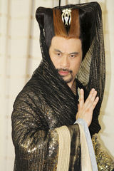 组图：《狐仙》象山热拍中 演员定妆照首曝光