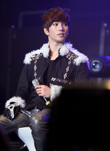 高清图：韩国人气男组合MBLAQ首次歌迷会