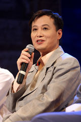 组图：新《雷雨》进京 繁漪变艳丽衬托悲剧人生