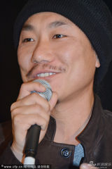 组图：《红色家族》放映 金基德率主创见观众