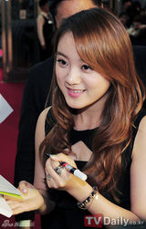 组图：《黑衣人3》首尔红毯秀 WG成员先艺惠林助阵