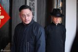 组图：《回马枪》杀青 连奕名邵兵硬汉斗戏