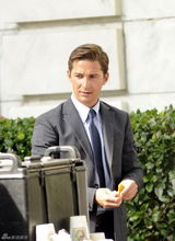 高清组图：《变形金刚3》取景华盛顿 拉博夫变绅士