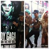 组图：群星捧场GaGa台北个唱 静茹蓝发吴佩慈卖萌