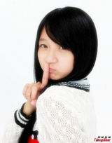 组图：许雅涵转型拍萌照青春洋溢