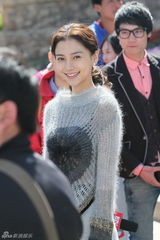 高清图：《全球热恋》探班 Baby与井柏然拍吻戏