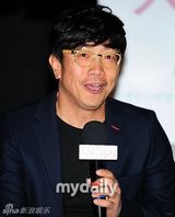 组图：朴哲民基泰英出席《希望和绝望之间》首映