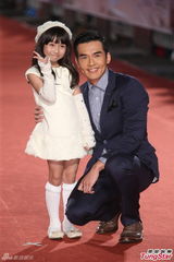 组图：女星助阵第48届台湾电视金钟奖红毯