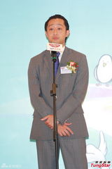 组图：胡杏儿出席揭幕仪式 支持旧爱发展新恋情