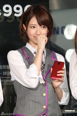 组图：乃木坂46台湾代言吸金 吸引大批宅男粉丝