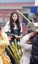 组图：甘蔗西施走红 网络清纯萌妹子大PK