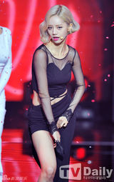 组图：韩团劲歌热舞 Girls Day热辣秀腿