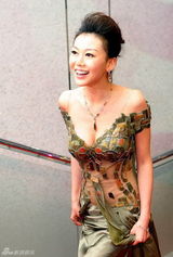 高清幻灯：众星云集奢侈品旗舰店 发哥发嫂秀恩爱