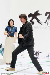 组图：基努-里维斯空降北京 为新片学打太极拳