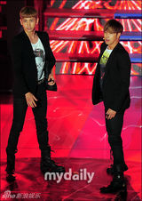 组图：东方神起出演真人秀节目《胜负之神》