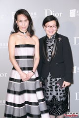 组图：刘嘉玲否认代孕传闻 称享受二人世界