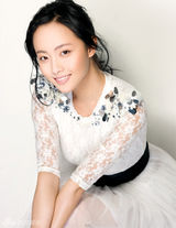 幻灯图：张嘉倪华丽写真出炉 尽显清纯典雅