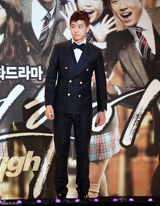 组图：KBS新剧制作发表会举行 裴勇俊朴振英等出席