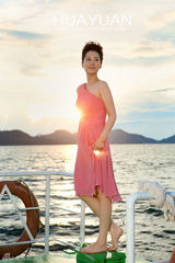 高清图：海清赴马来拍原生态封面 呼吁关注自然遗产