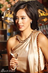 组图：王紫瑄杂志大片 礼服大气低奢彰显品位