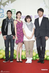 组图：朱孝天不知林熙蕾要结婚 称两人还是朋友