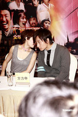 幻灯图：梁咏琪等助阵《宝盒》 郑中基坦陈情变