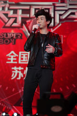 组图：快男巡演新增音乐剧 白举纲为歌迷证婚