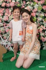 组图：徐淑敏展艺术天分 母亲节欲拍全家福