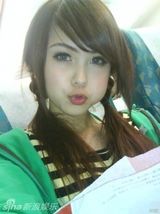 组图：新任J女郎昆凌美图盘点 18岁嫩模萌照曝光