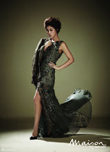 高清组图：韩国演员金成灵时尚写真 彰显高雅气质