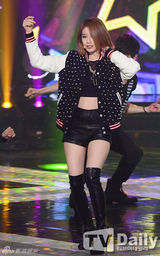 组图：EXO与FT等录节目 SISTAR孝琳惹火