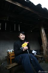 组图：黎明云南探访山区家庭 呼吁帮助弱势群体