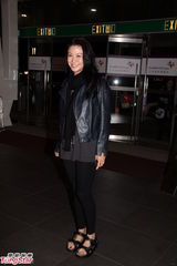 组图：洛佩兹香港开唱秀翘臀 钟楚红优雅捧场