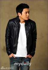 组图：韩国艺人朱尚旭拍男性服装品牌广告