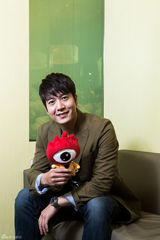 高清组图：新浪娱乐独家对话韩星赵显宰