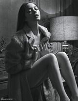 高清组图：玛丽昂-歌迪亚性感写真 姿态撩人