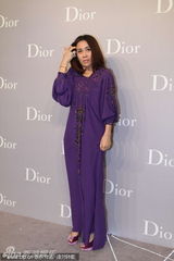 组图：张曼玉章子怡那英寒冬竞艳低调奢华