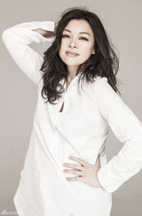 组图：史可气质写真曝光 知性气质优雅绽放