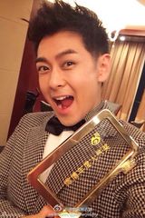 组图：2013新浪微博之夜众星后台准备花絮图