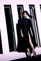 组图：尚雯婕2011庆功版特辑《w in 赢》造型