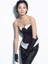 幻灯图：王媛可首推黑色写真 诠释性感冷艳双重诱惑 