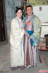 组图：黄宗泽称祸不及家人 否认拉拢女友进TVB