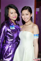 组图：《冲上云霄2》发布会 胡杏儿帅气亮相