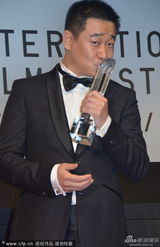 组图：王景春凭《警察日记》夺东京电影节影帝