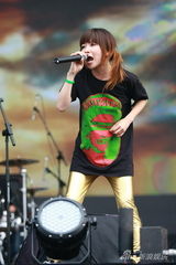 高清：热波音乐节第二天 咖啡因乐队演出