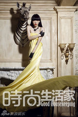 组图：吴莫愁登三杂志封面 造型百变风格迥异