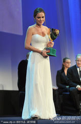 《填补空白》哈达斯获威尼斯电影节最佳女主角